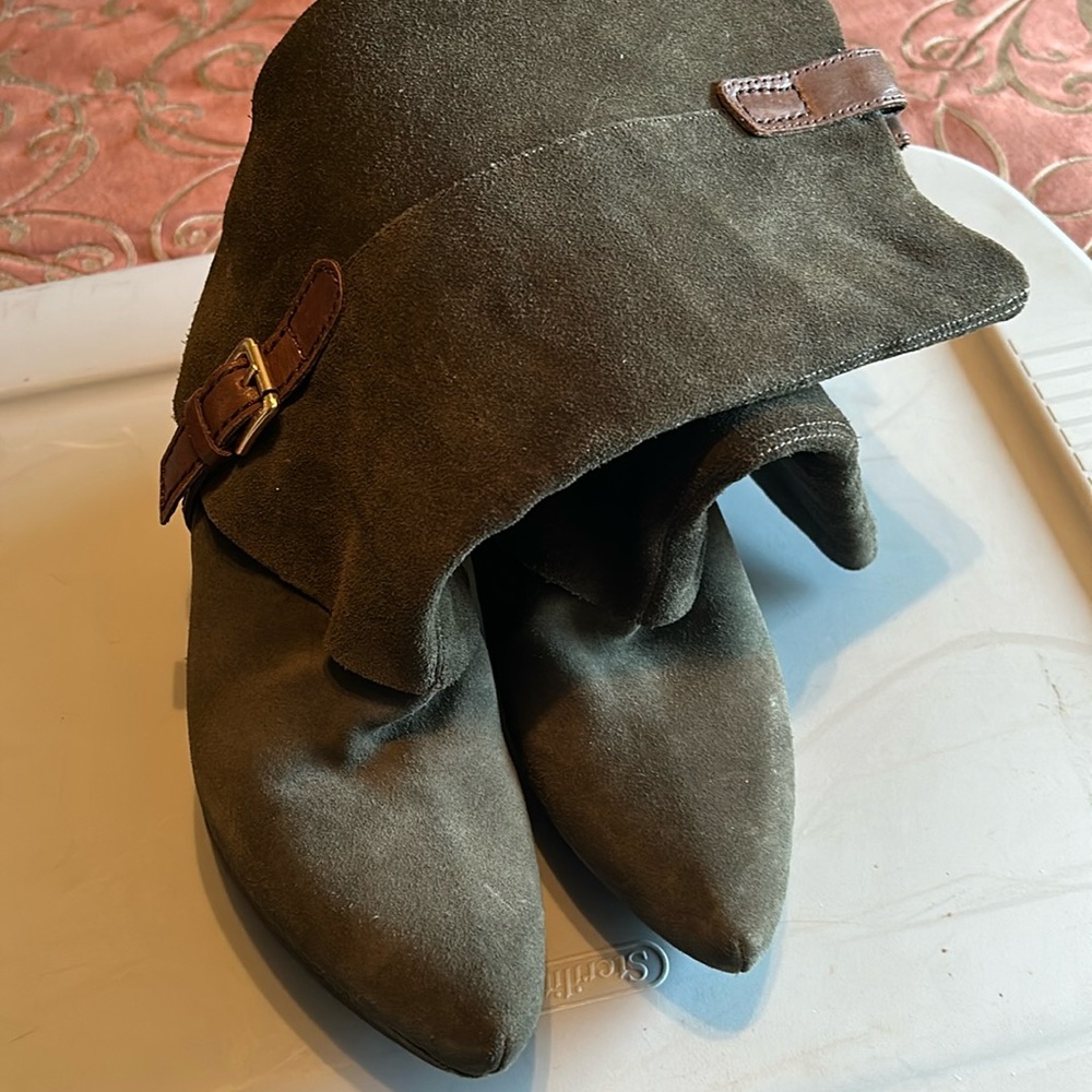 Earthies Boots